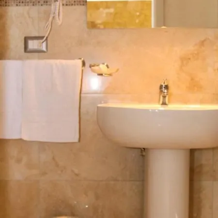 בית הארחה Palazzo Piccioli