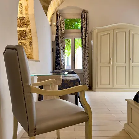 בית הארחה Palazzo Piccioli 3*