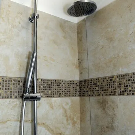 בית הארחה Palazzo Piccioli