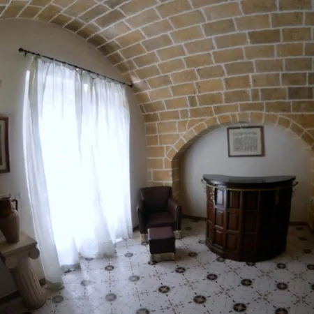 בית הארחה Palazzo Piccioli 3*